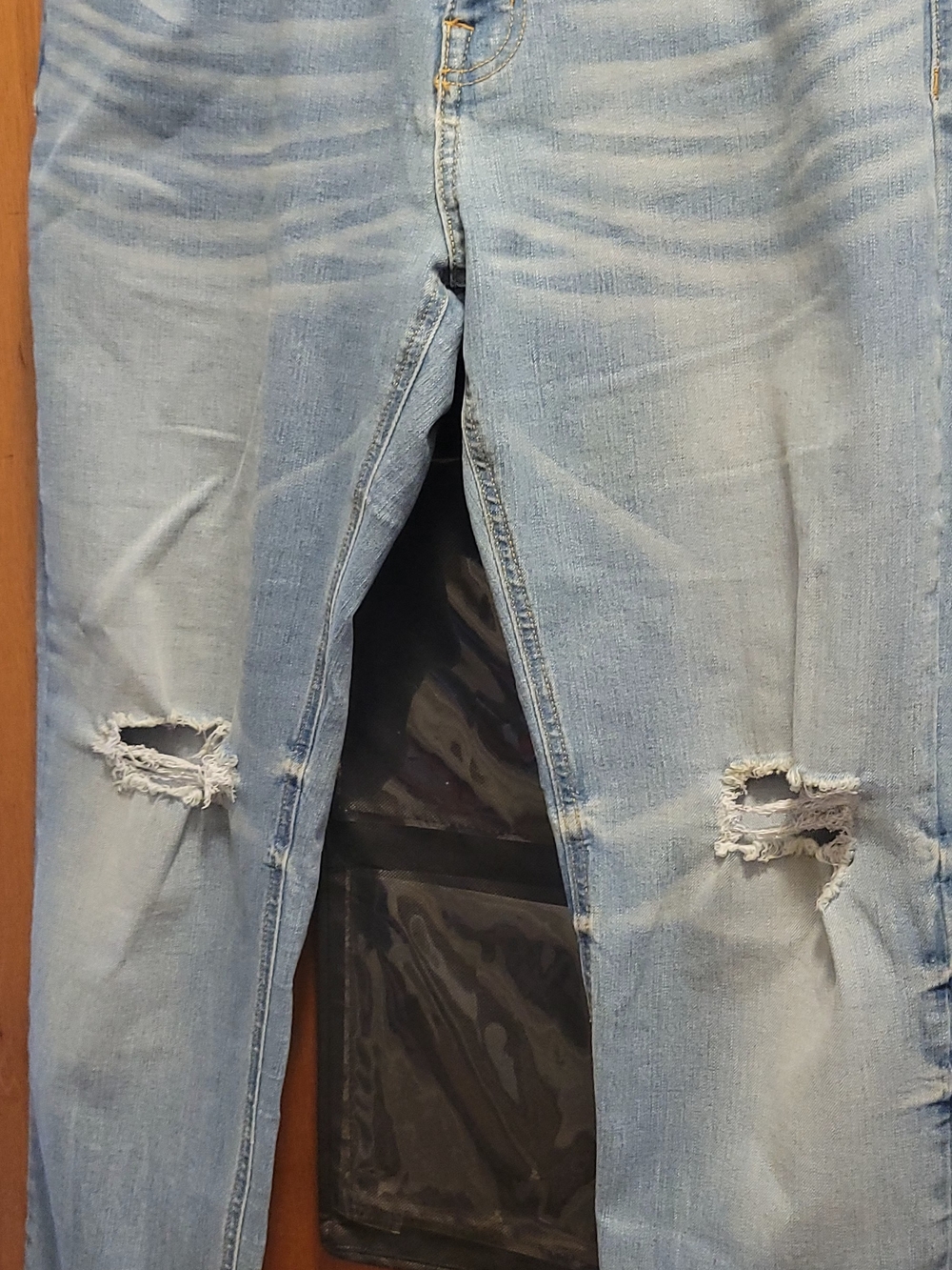 Light Wash Distressed Jeans - Light Blue